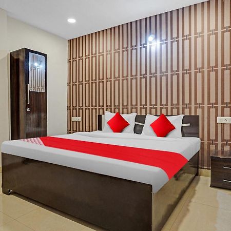Hotel O Flagship Hotel Gulmohar Inn ボーパール エクステリア 写真