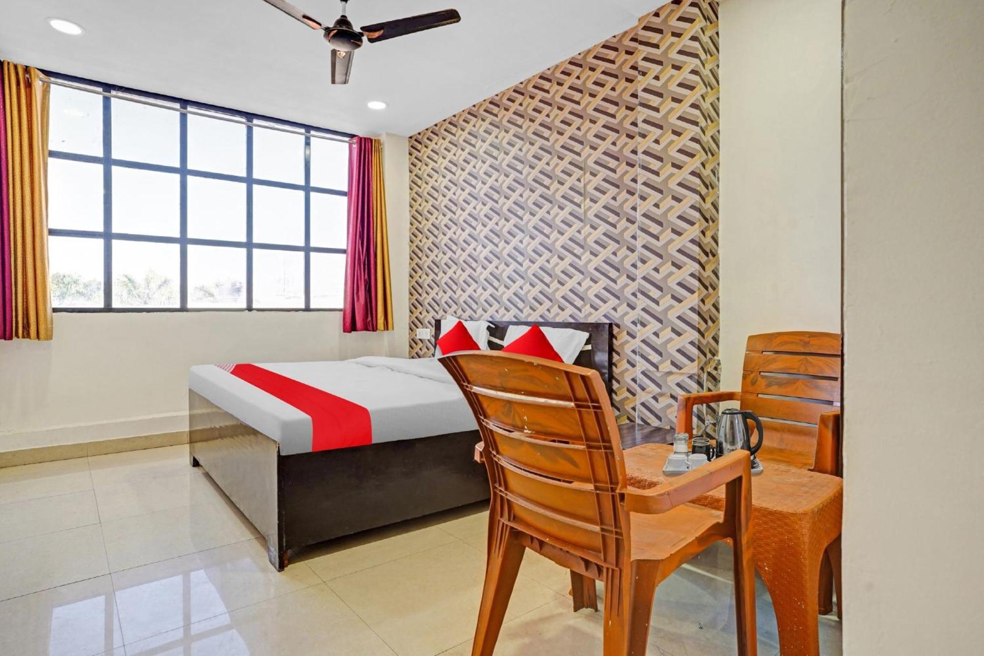 Hotel O Flagship Hotel Gulmohar Inn ボーパール エクステリア 写真