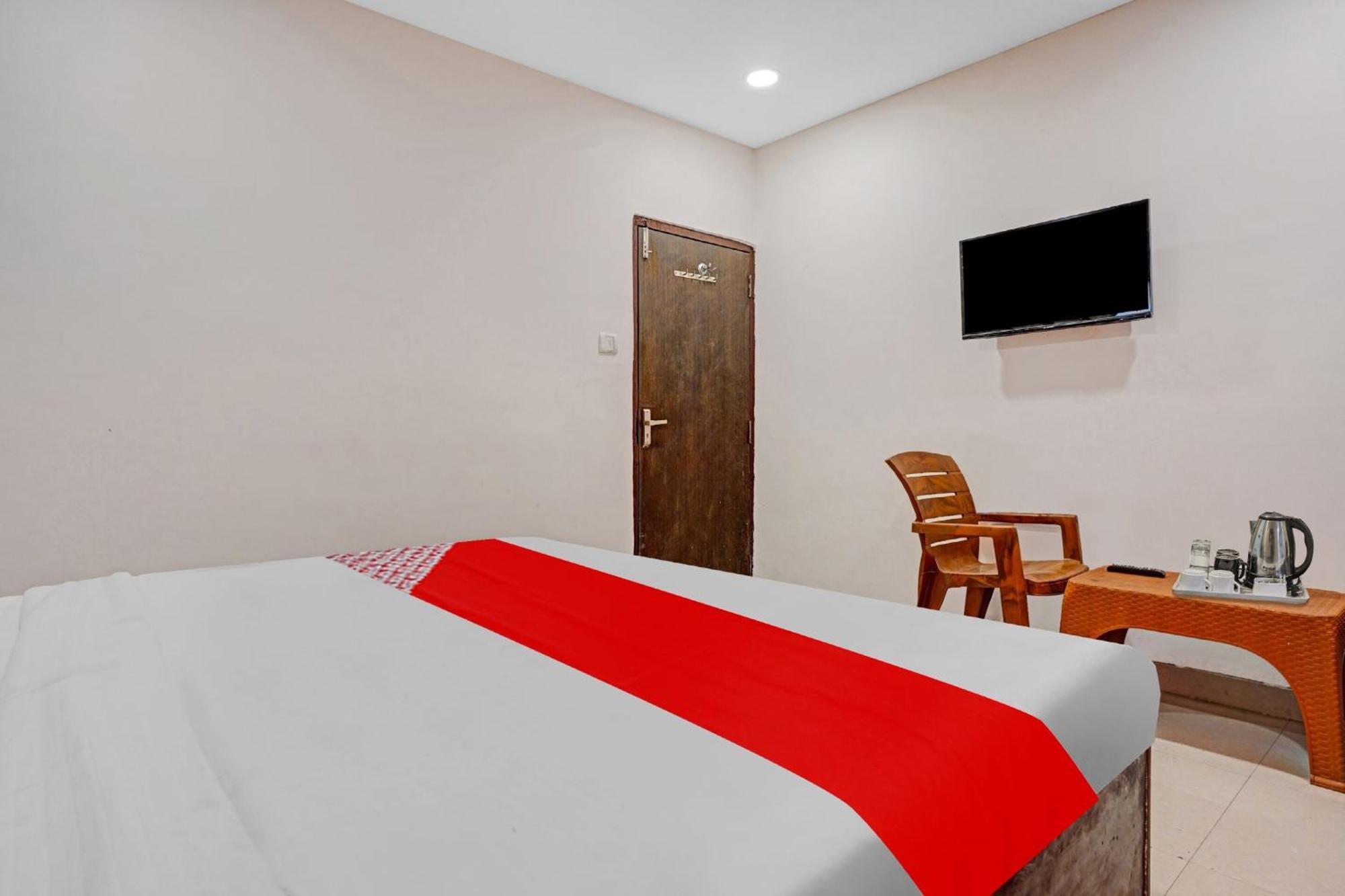 Hotel O Flagship Hotel Gulmohar Inn ボーパール エクステリア 写真