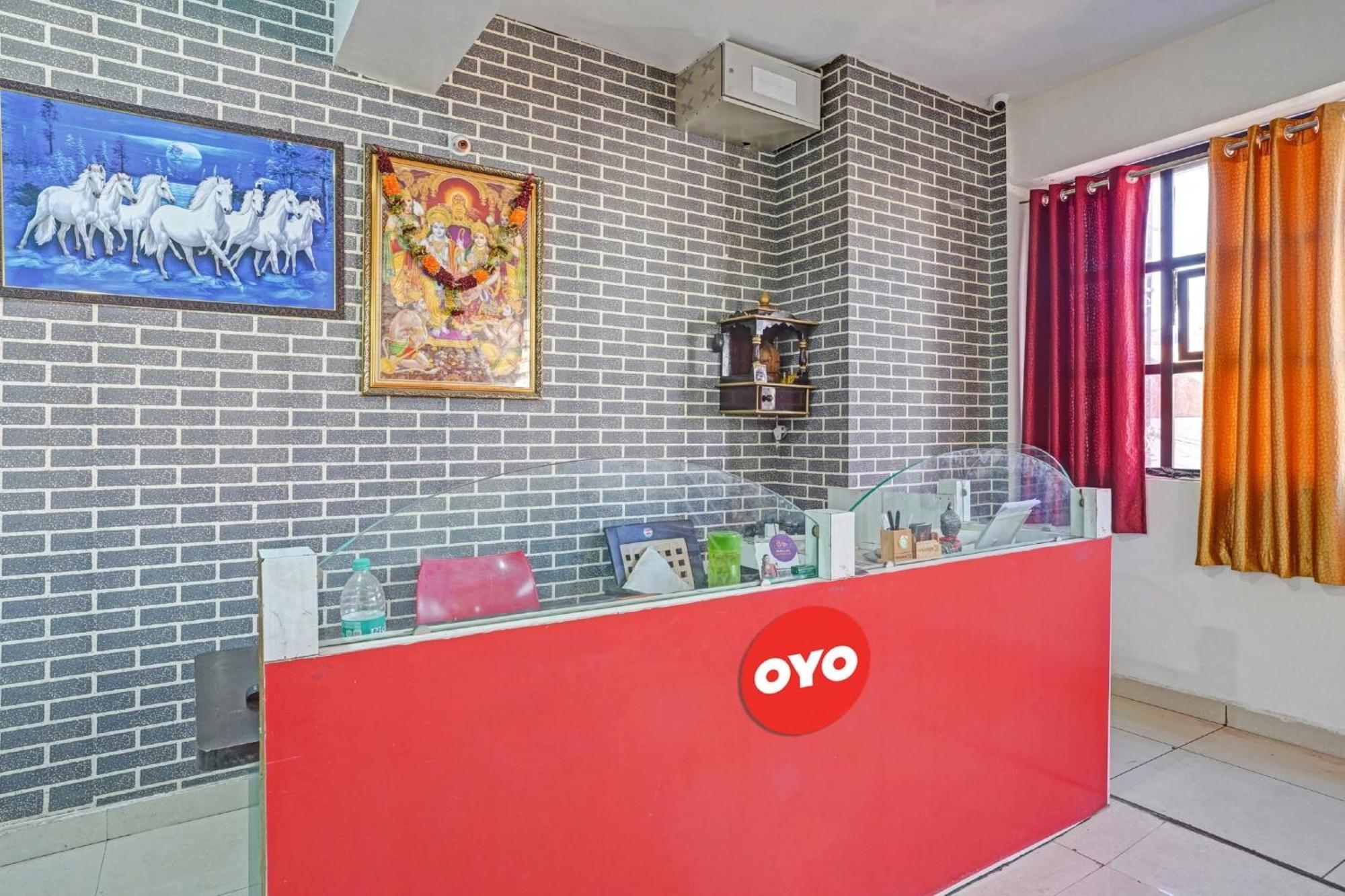 Hotel O Flagship Hotel Gulmohar Inn ボーパール エクステリア 写真