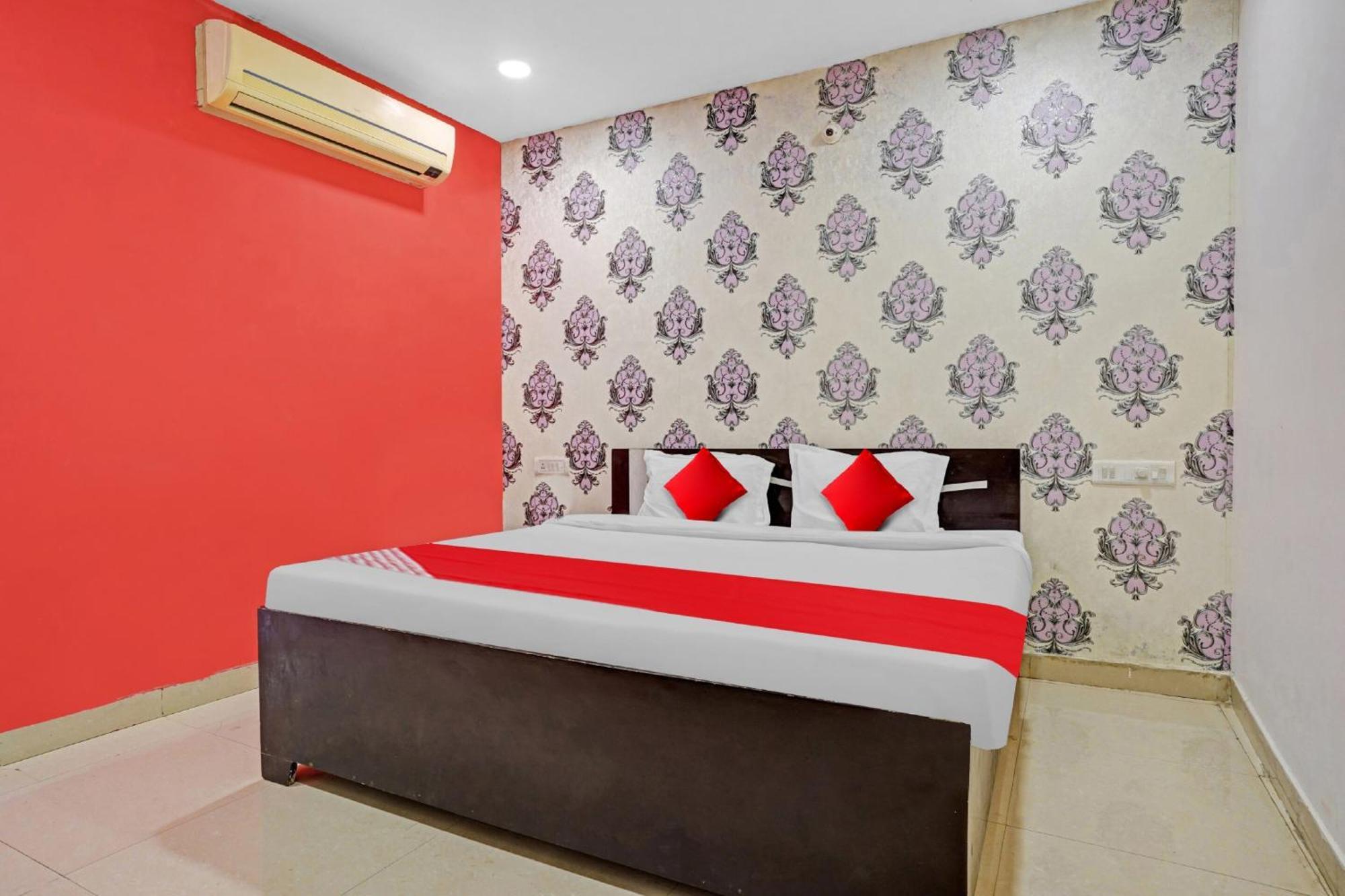Hotel O Flagship Hotel Gulmohar Inn ボーパール エクステリア 写真