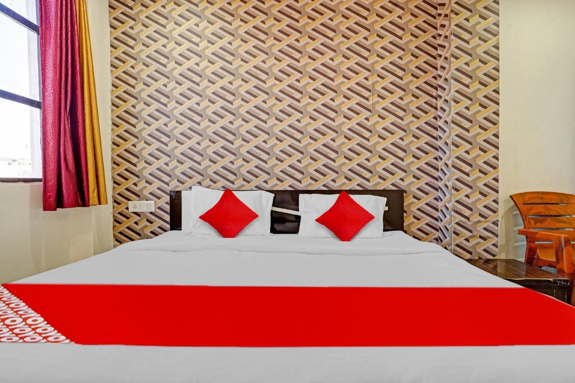 Hotel O Flagship Hotel Gulmohar Inn ボーパール エクステリア 写真